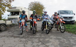 Fahrer des MC Nüsttal bei einzigem IGE Enduro-Lauf 2020 am Start