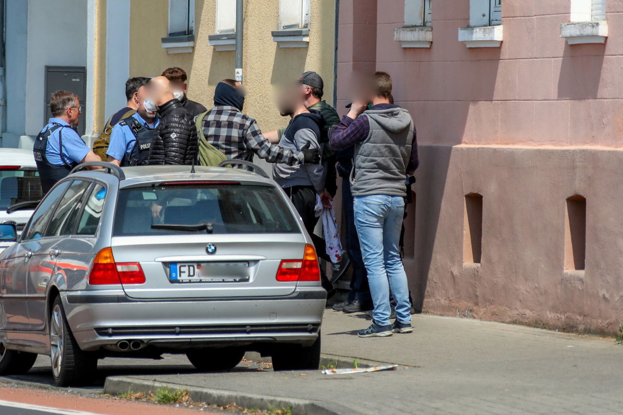 Opfer Nach 33 Messerstichen Gestorben - Prozessauftakt Im Fuldaer ...