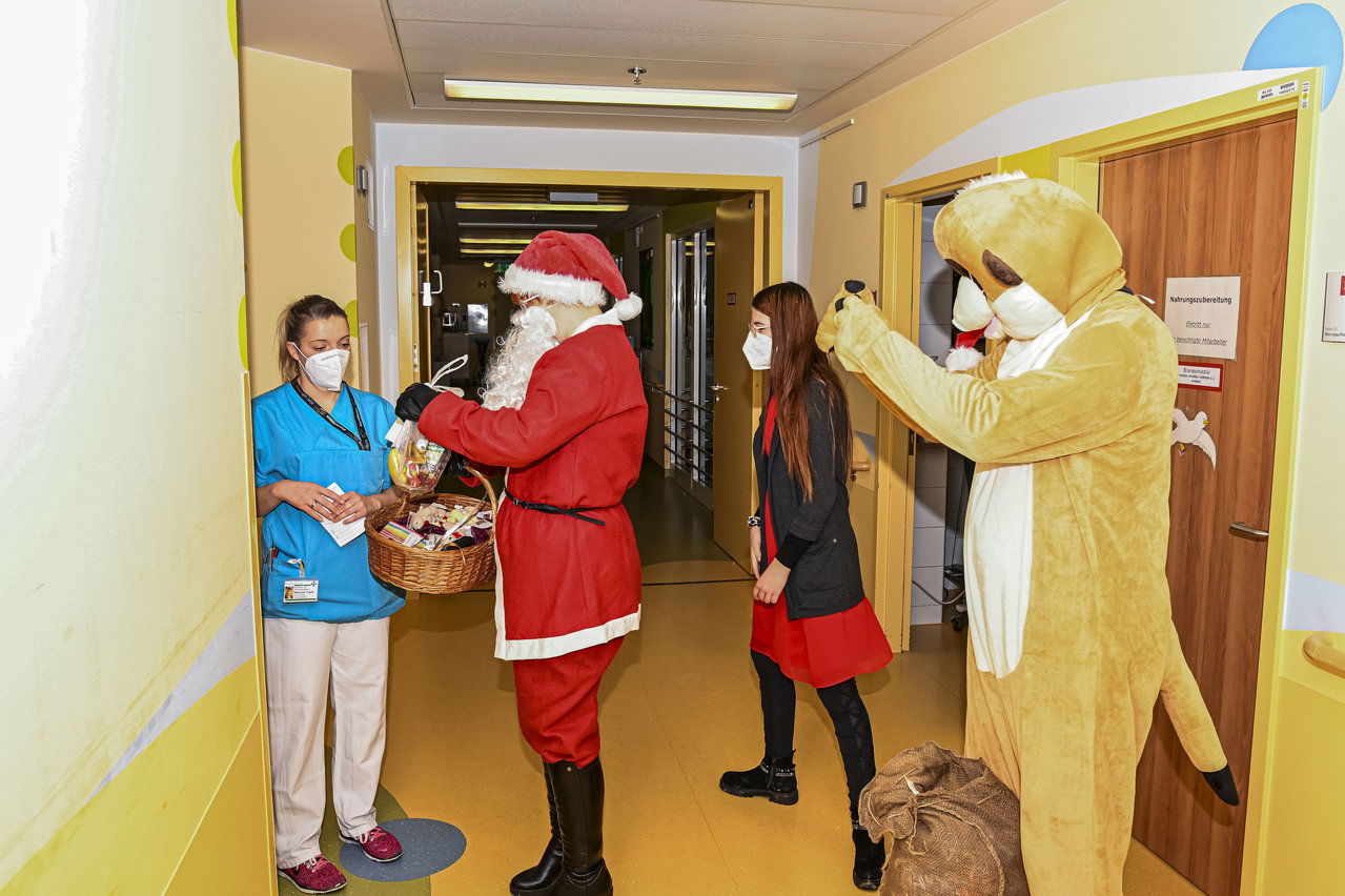 Weihnachtsstimmung In Die Kinderstation Des Klinikums Bringen ...