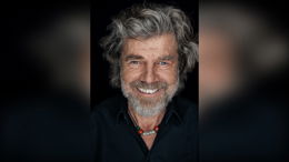 Reinhold Messner besucht die ABENTEUER & ALLRAD 2023
