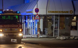 Erneut Geldautomat gesprengt - massive Schäden nach Explosion