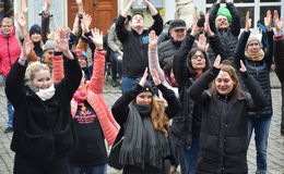 One Billion Rising: Weltweite Kampagne für ein Ende der Gewalt gegen Frauen