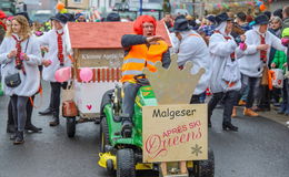 "Wir sind begeistert" - Jubiläumsumzug lockt Besucher aus der gesamten Region