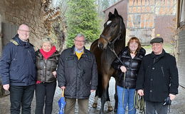 Rathausspitze dankt Familie Becker für herausragendes Engagement