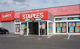 Staples-Leerstand wohl bald Geschichte: Lebensmitteldiscounter interessiert