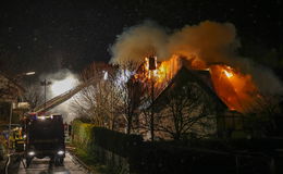 Verheerender Brand am späten Freitagabend: 500.000 Euro Sachschaden