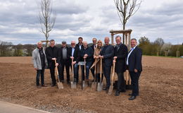 Fuldaer Rotary Clubs stiften neun Säulenbirnen für die Landesgartenschau