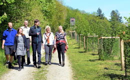 "Essbarer Wanderweg" in Haunetal eingeweiht