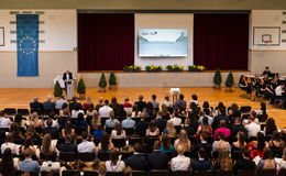 Freiherr-vom-Stein-Schule verabschiedet Abiturienten