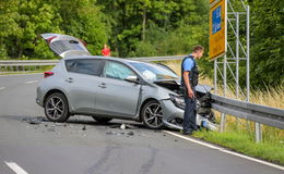 Zusammenstoß zwischen Toyota und Audi: Sieben Personen bei Unfall verletzt