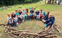 Kunterbunte und zugleich lehrreiche Ferienwoche für 35 Kinder