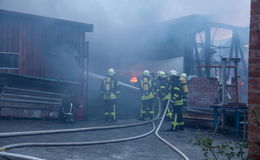 Brand zerstört Oldtimer-Werkstatt "Altes Eisen": Freunde starten Spendenaufruf