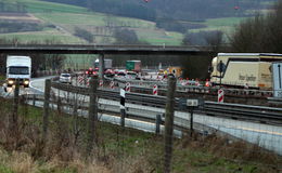 A7: Mehrere Kilometer Stau wegen eines Unfalls in Richtung Norden