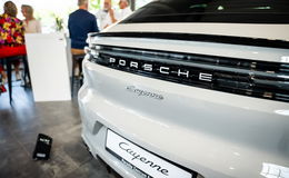 Mehr Luxus, mehr Performance: Porsche präsentiert neue Cayenne-Modelle