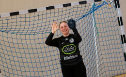 Hat für Handballerin Lea Hollstein (22) die Odyssee bald ein Ende?