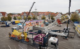 Der Marktplatz wird zum Festplatz: Rasant, bevor es richtig rasant wird