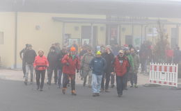 Das "W" weist den knapp elf Kilometer langen Weg um Hessens höchsten Berg