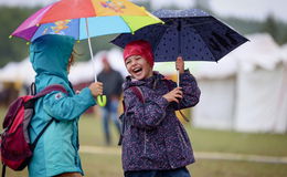 Dicke Wolken und Regen: Wetter zeigt sich wechselhaft in Osthessen