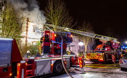 Mann stirbt bei Wohnungsbrand: Herausforderung in Messie-Wohnung