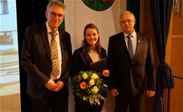 Claudia Brandes zur neuen Bürgermeisterin in Petersberg ernannt