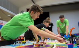 Der Kreativität keine Grenzen gesetzt: Lego League Challenge an Hochschule