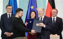 Deutschland und Ukraine schließen Sicherheitspakt