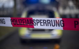 Unfall mit Todesfolge: Pkw fährt auf Supermarktparkplatz Fußgänger an