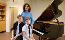 Elischa und Jonathan Ortlieb räumen beim "Einbecker Klavierfrühling" ab