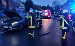 Pkw-Brand in Mernes: Entstehungsbrand rasch gelöscht