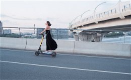 Mit dem E-Scooter unterwegs: Polizei gibt Tipps und Hinweise für Nutzer