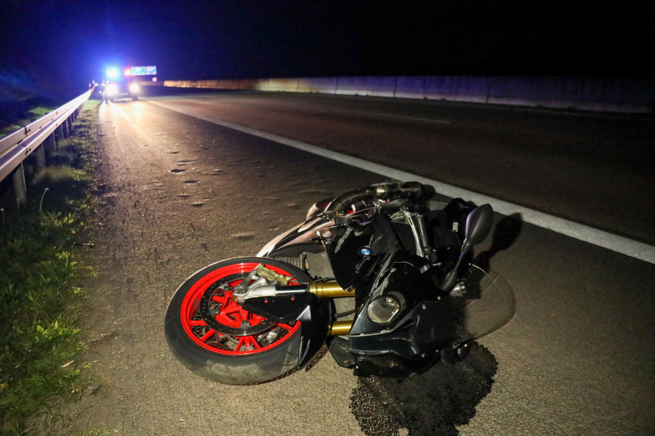 Unfall Auf Der A66: 27-jähriger Motorradfahrer Stirbt - Osthessen|News