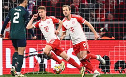 Kimmich köpft Bayern ins Halbfinale