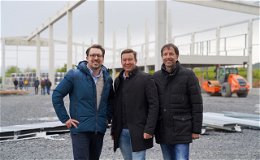 Vomberg-Chef Andreas Roßmar präsentierte Neubau
