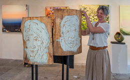Drei unterschiedliche Kunstschaffende in der Ausstellung des Kunstvereins Fulda