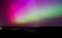 Farben-Spektakel über Osthessen: Polarlichter verzaubern in der Nacht