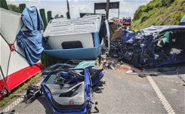 Tragischer Unfall: Ein Toter (59) nach Kollision mit Lkw