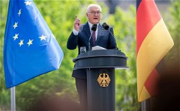 Steinmeier würdigt Grundgesetz als "großartiges Geschenk"