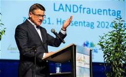 Ministerpräsident Boris Rhein (CDU) besucht traditionellen Landfrauentag