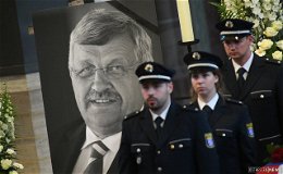 Bundespräsident Steinmeier in Kassel - Erinnerung an CDU-Politiker lebt weiter