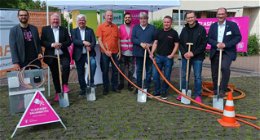 "Hohe Bedeutung": Spatenstich zum Glasfaserausbau in Dietershausen