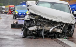 Alleinunfall auf der A4 und Zusammenstoß auf der A7