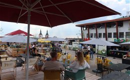 Erfolgreicher Startschuss für Bier- und Kulturgarten auf Konzeptkaufhaus Karl