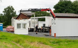 Arbeiten gestartet: Neue Container-Unterkunft am Lanneshof im Aufbau