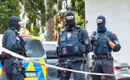 "Islamisches Zentrum Hamburg" verboten - 83 Einsatzkräfte an Razzien beteiligt