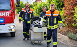 Nach Explosion mit Kellerbrand: Haus von vierköpfiger Familie nun unbewohnbar