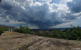 Warnung vor starkem Gewitter am Abend: Starkregen und Sturmböen