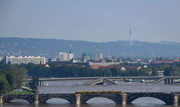 Aufräumarbeiten an vielen Orten - Elbe und Oder steigen an