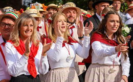 50. Kirmes- und Erntedankfest in Almendorf - alles steht Kopf!