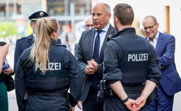 Intensivere Zusammenarbeit zwischen hessischer Polizei und Interpol vereinbart