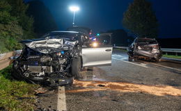 Schwerer Unfall auf der B45 bei Nidderau: mehrere Personen verletzt